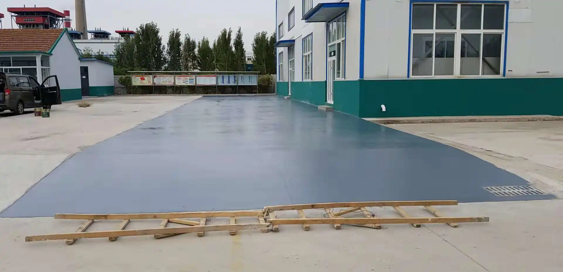 红桥车间厂房地坪漆修补翻新